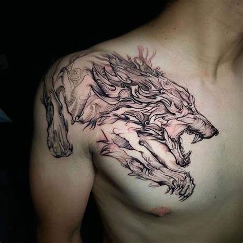 Wolf Tattoo On Shoulder Blade